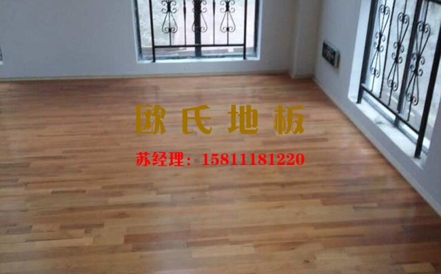 籃球場(chǎng)館運(yùn)動(dòng)木地板怎么安裝才能省時(shí)實(shí)力省心？——?dú)W氏地板